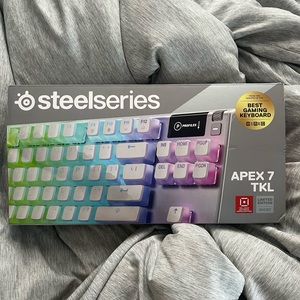 Steelseries Apex 7 TKL Ghost keyboard